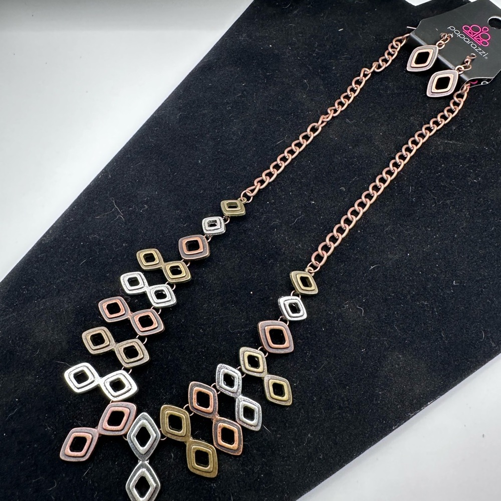 Paparazzi Gold and Silver Geometric Necklace